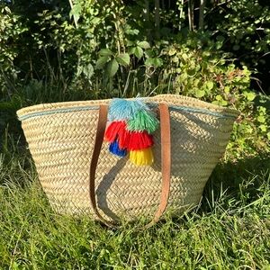Brand NEW handmade picnic basket Moroccan tote basket